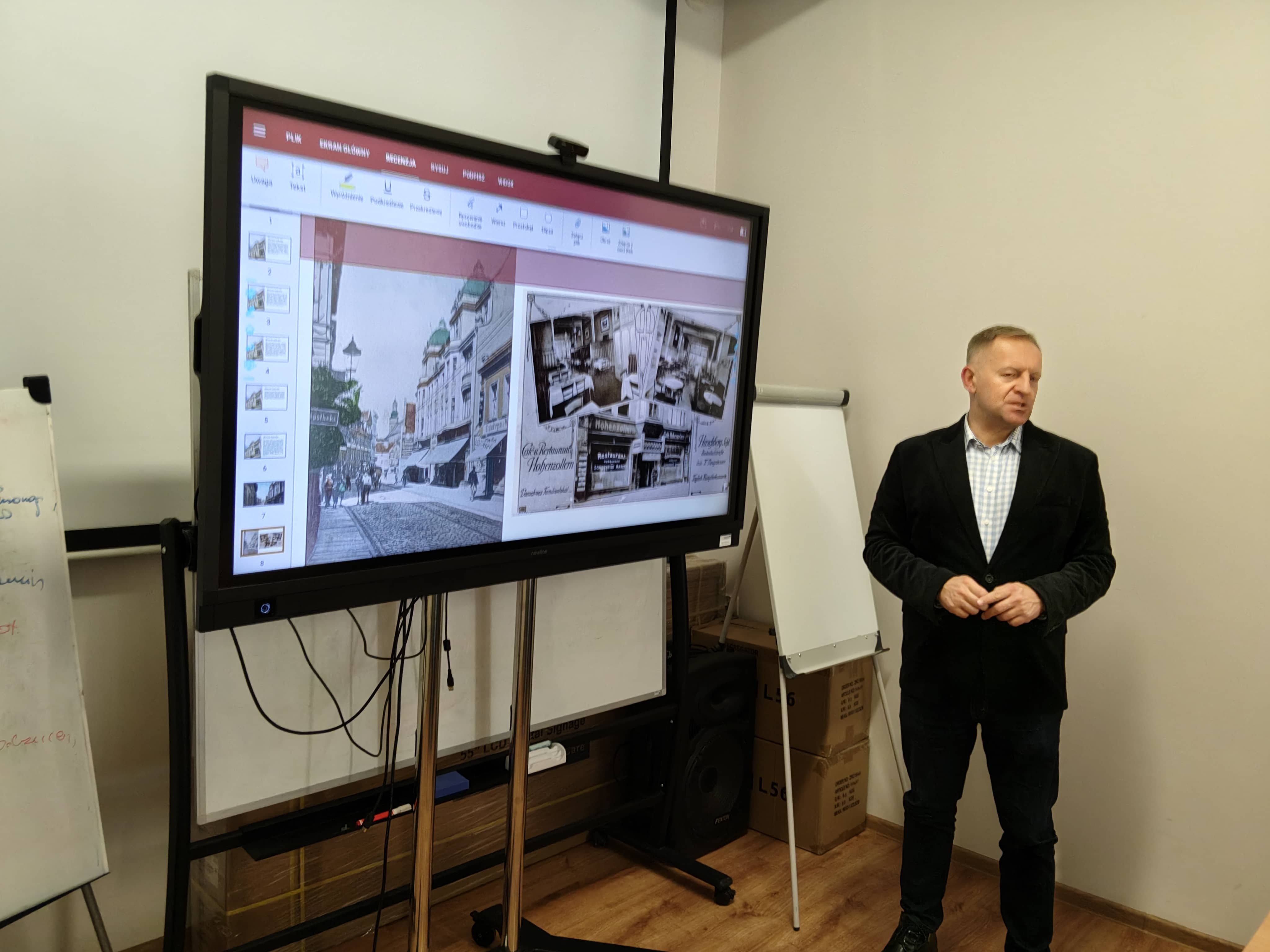 Spacer historyczno–krajoznawczy – do siedziby KARR–u