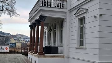 Niedawna rudera, w której dziś pachnie kawą