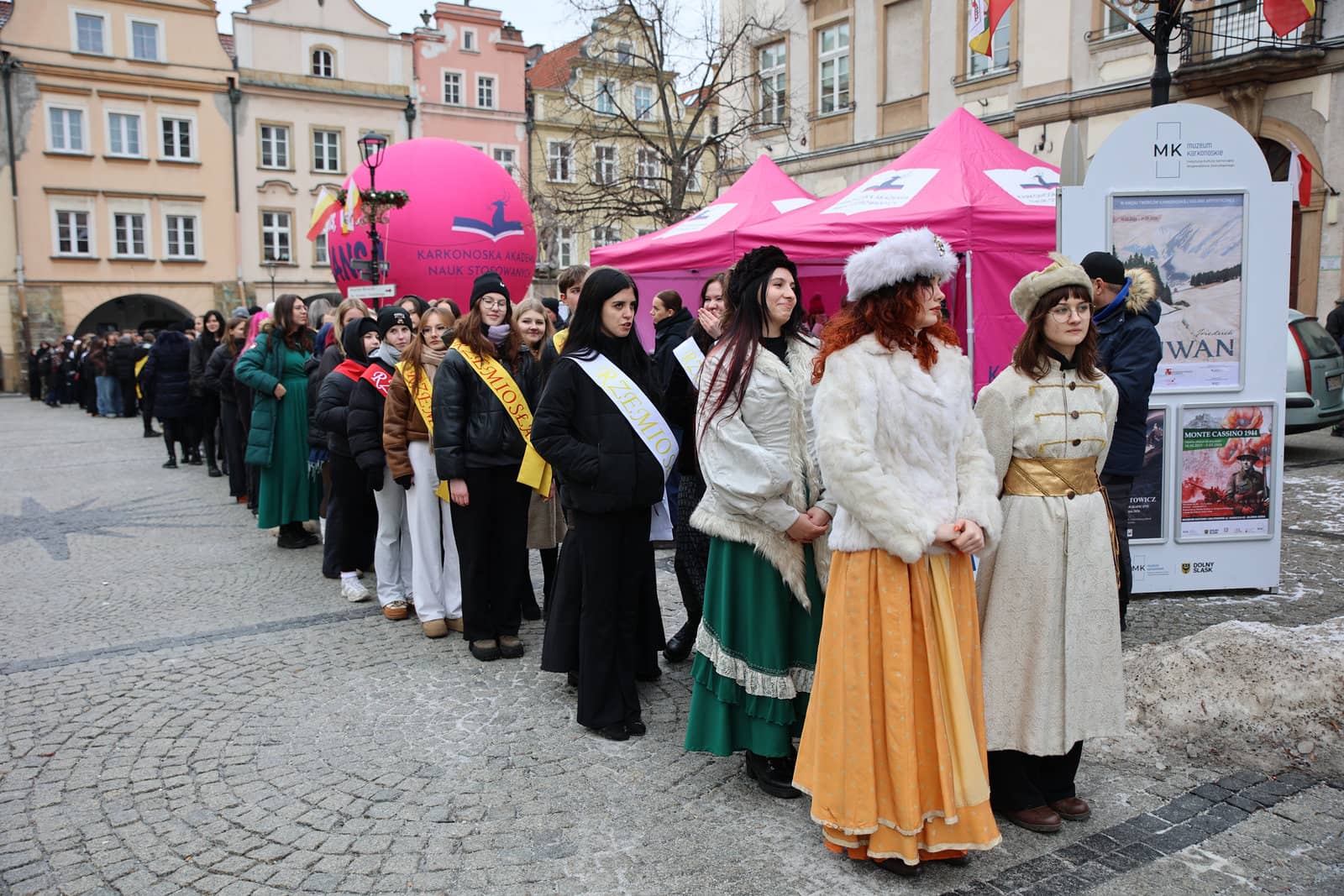 Ósmy raz zatańczyli na jeleniogórskim rynku!