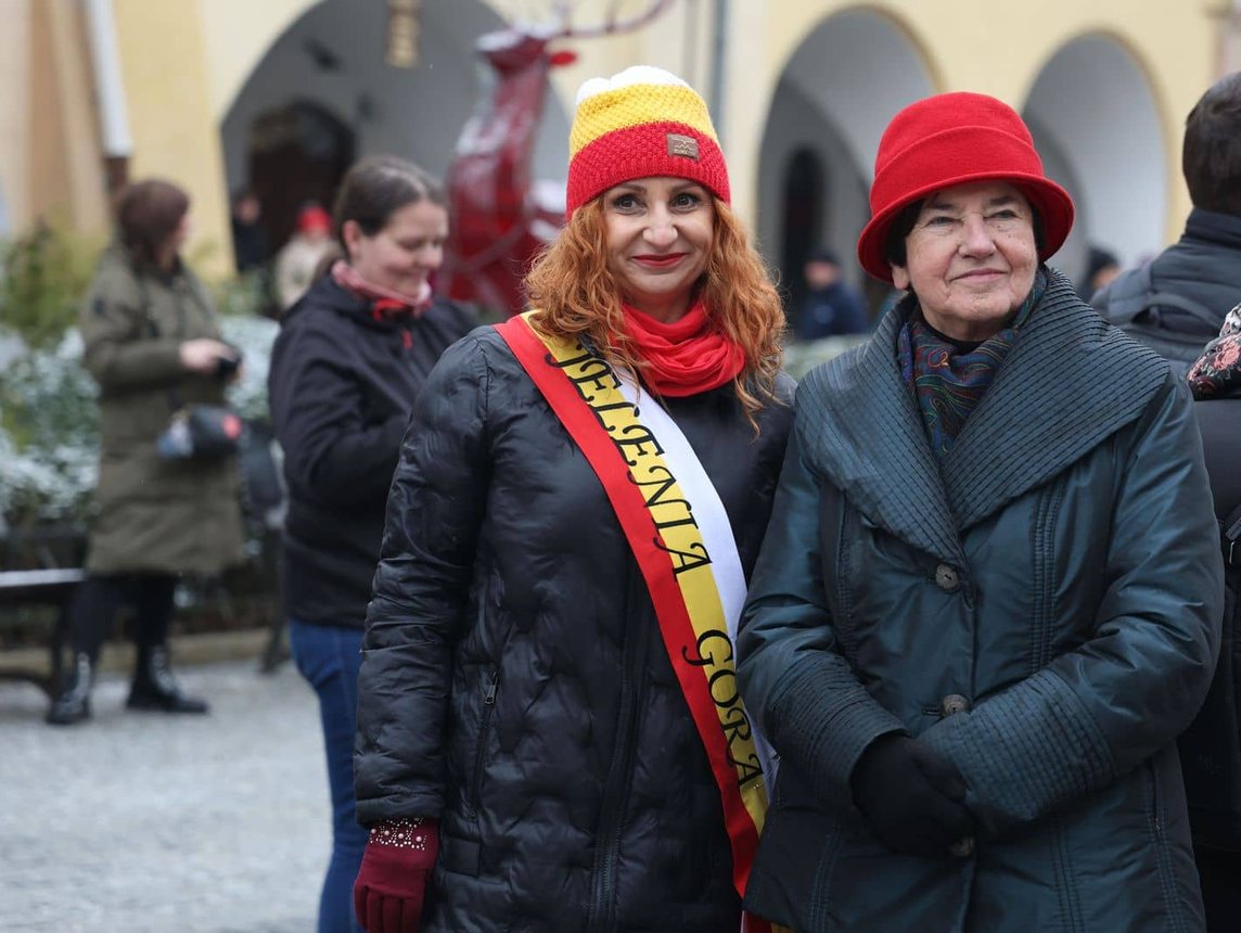 Maturzyści tańczyli poloneza