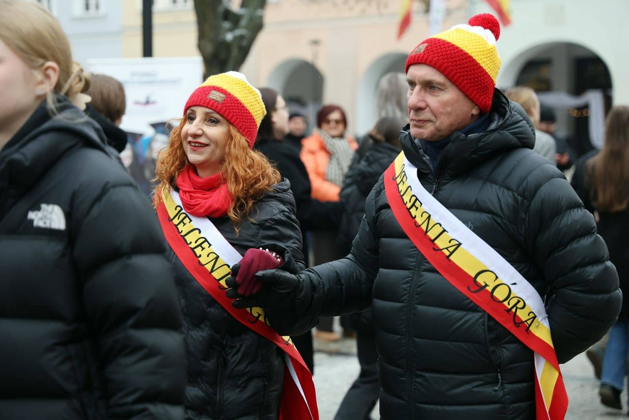 Maturzyści tańczyli poloneza