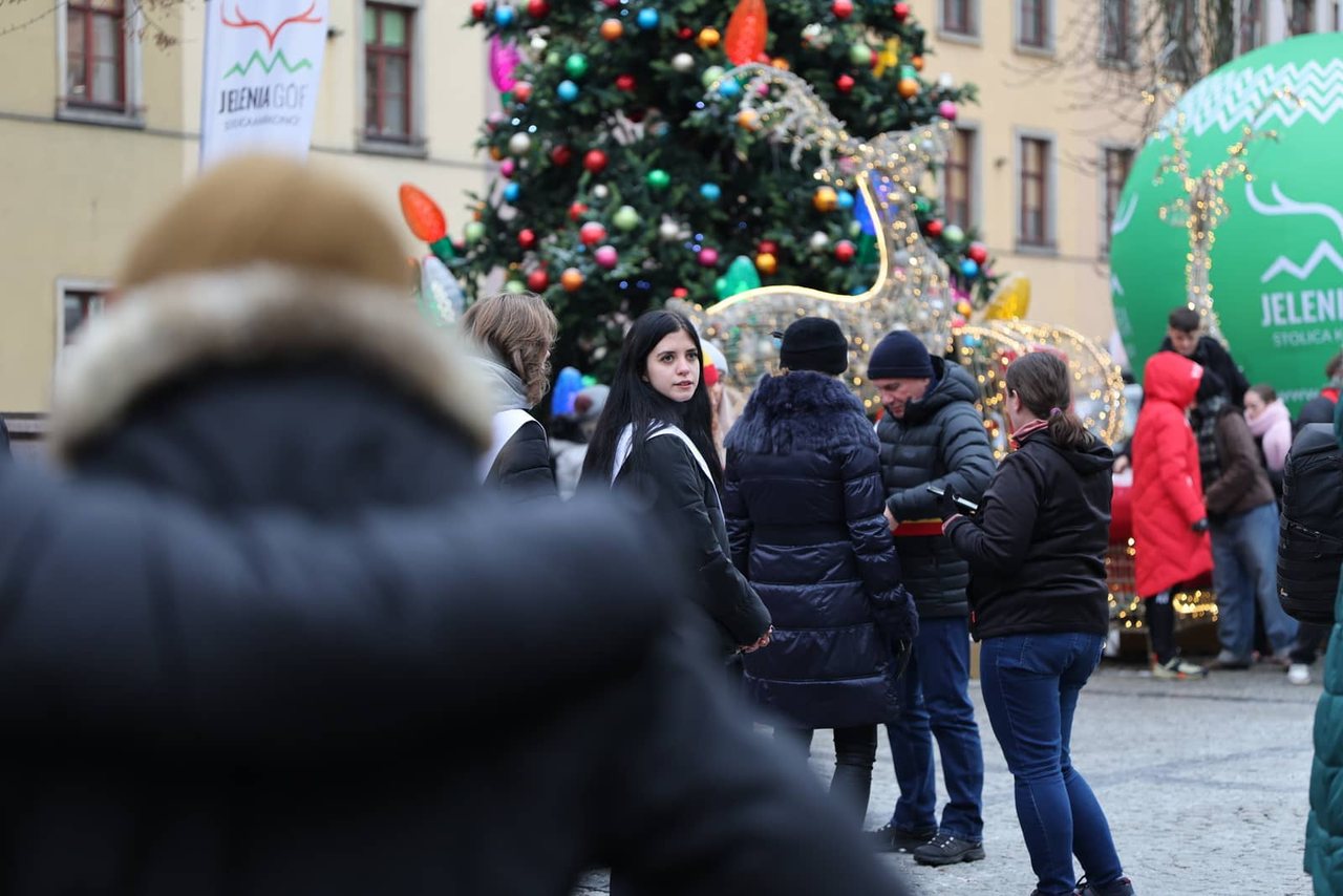 Maturzyści tańczyli poloneza