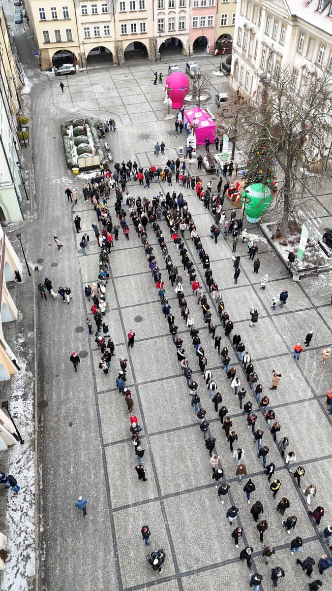 Maturzyści tańczyli poloneza
