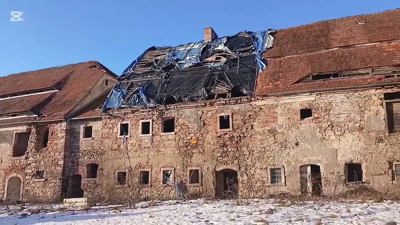 Dziwiszów – pałac na górskim grzbiecie