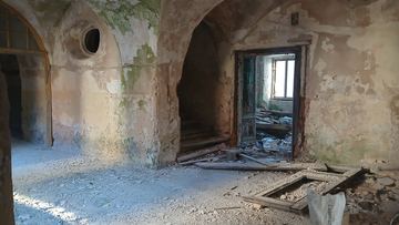 Dziwiszów – pałac na górskim grzbiecie