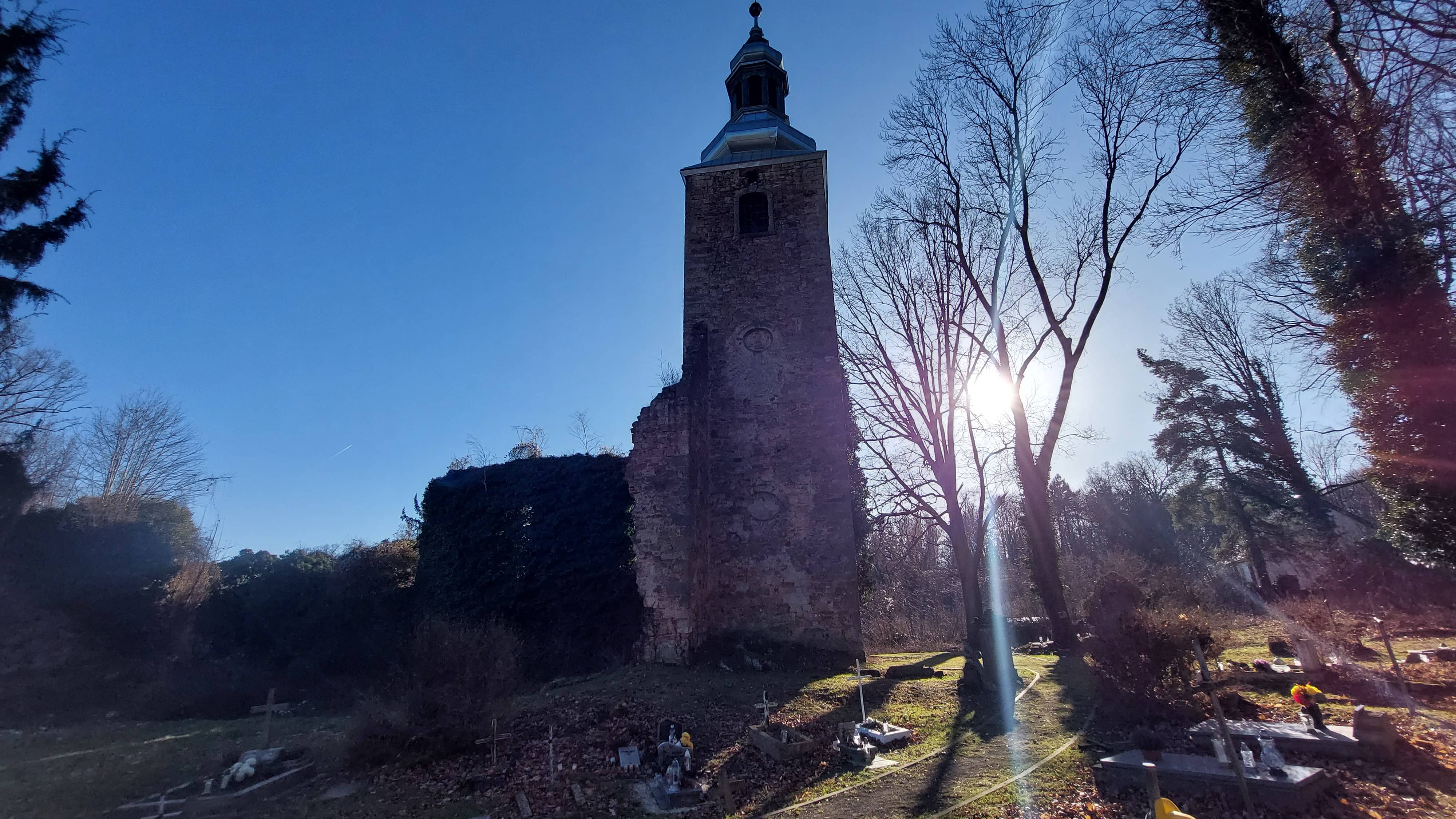 Nowy Kościół – ruiny, które wciąż opowiadają