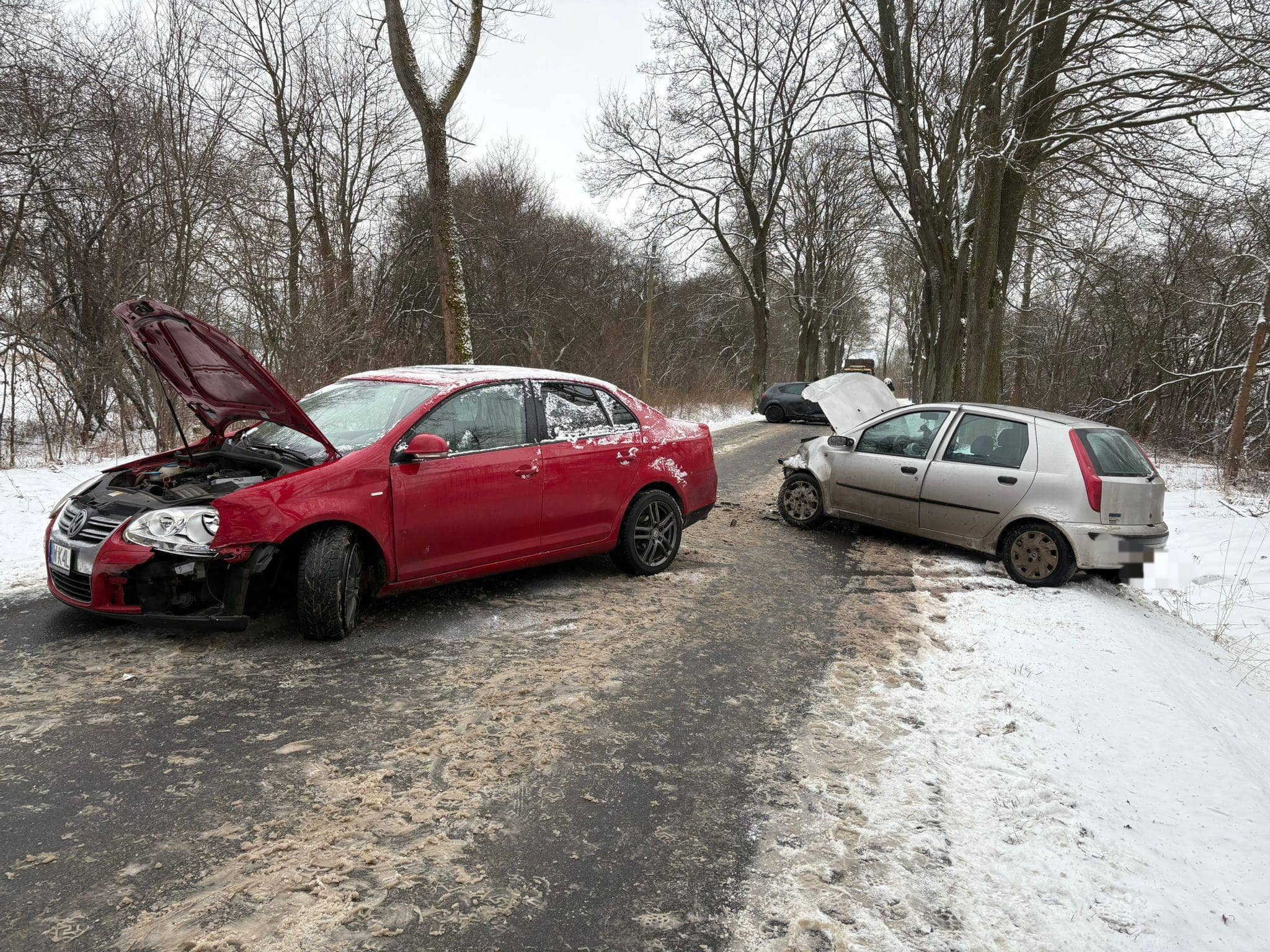 Groźne zderzenie trzech aut