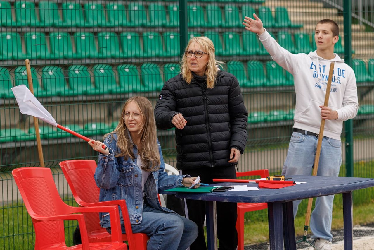 Organizacyjna klapa podczas szkolnych igrzysk
