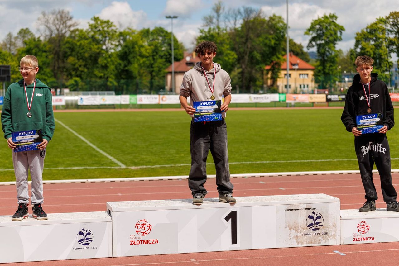 Organizacyjna klapa podczas szkolnych igrzysk