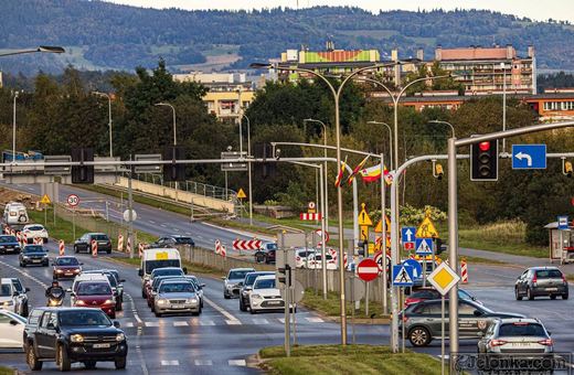 Roboty drogowe na krzyżówce