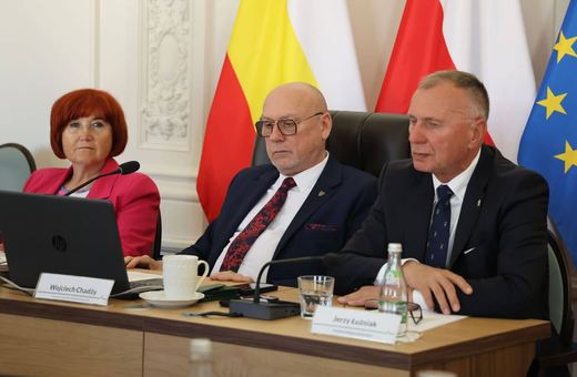 Podwyżki dla strażaków