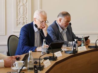 Podwyżki dla strażaków