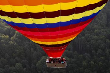 Balonem nad Jelenią Górą – cisza, wiatr i najlepsze widoki