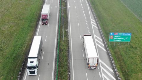 Trzy pasy na A4 coraz bliżej