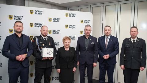 Druhowie z OSP polatają dronami