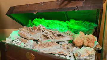 Wystawa w Stacji Orle "Magiczny Świat Szkła, Przyrody i Minerałów"