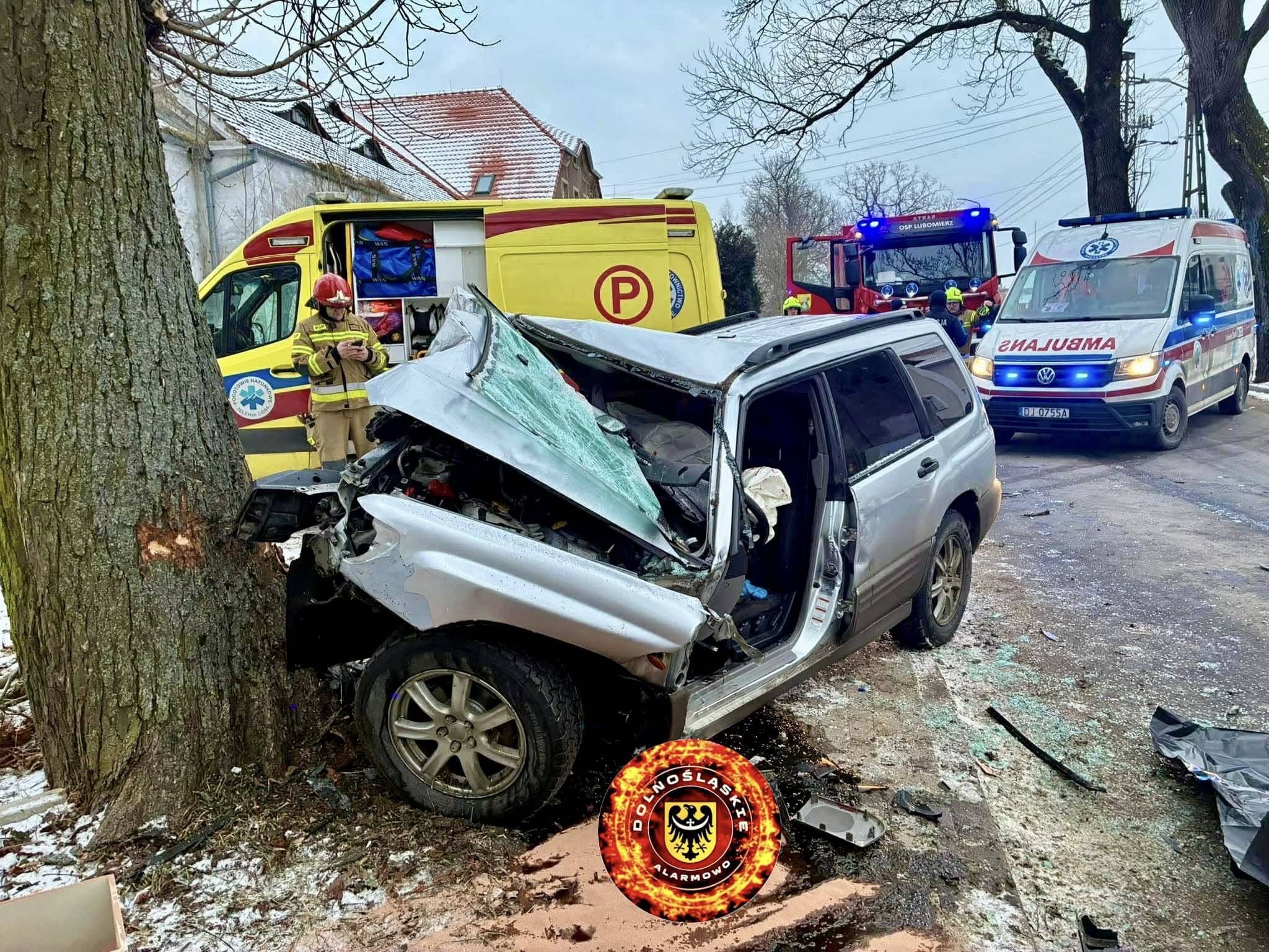 Makabryczny wypadek, kierowca nie przeżył