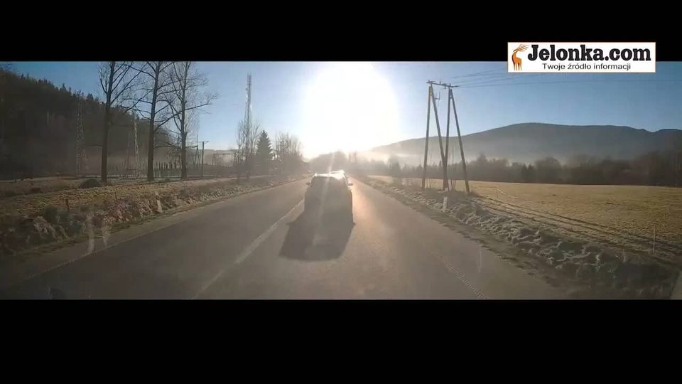 Mandat aż 200 zł za najechanie na linię