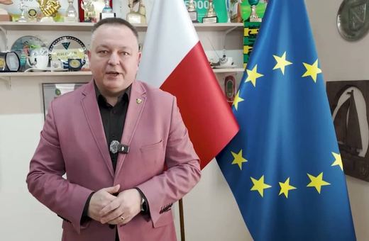 Życzenia składa wójt Gminy Mysłakowice – Michał Orman