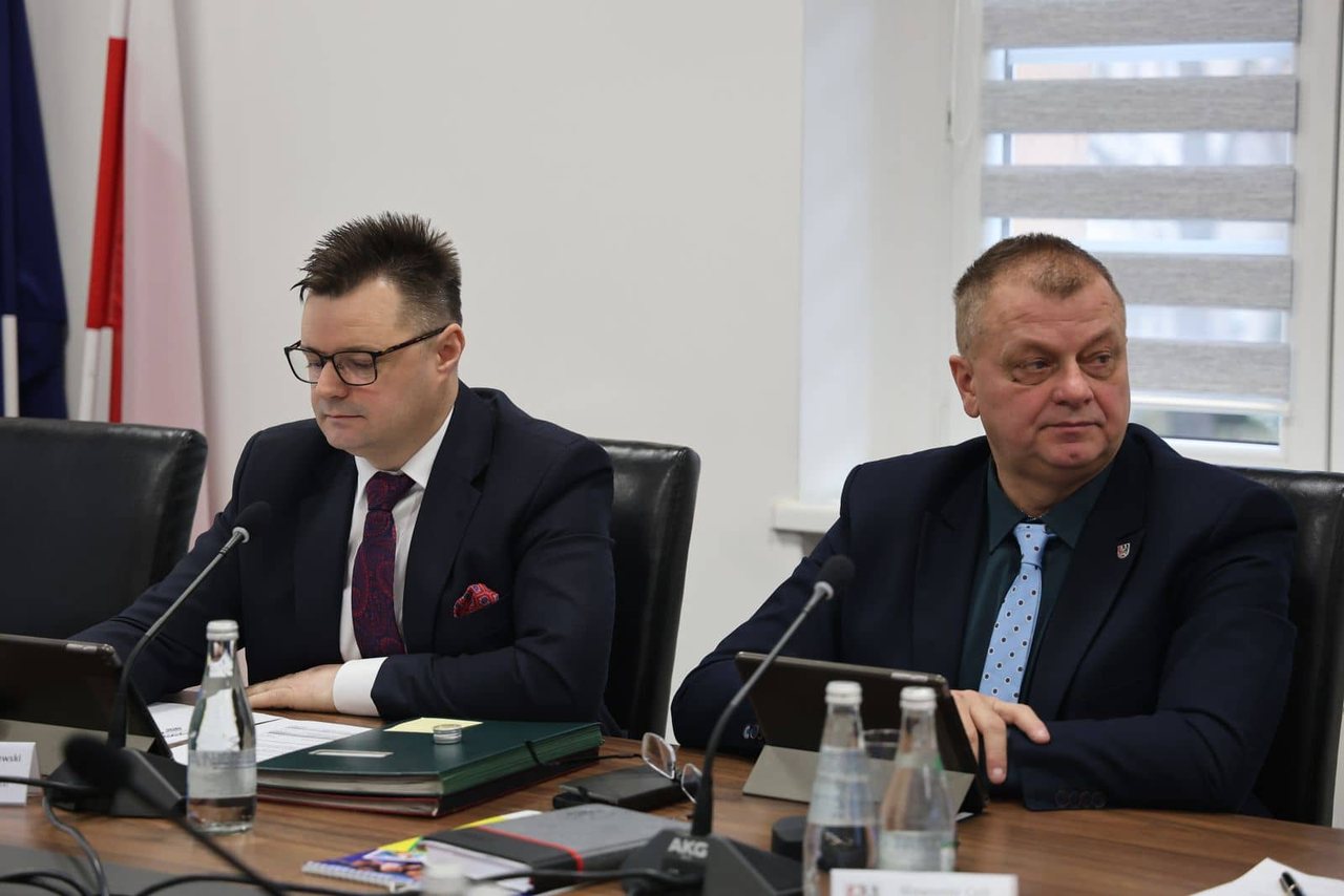 Budżet powiatu karkonoskiego przyjęty