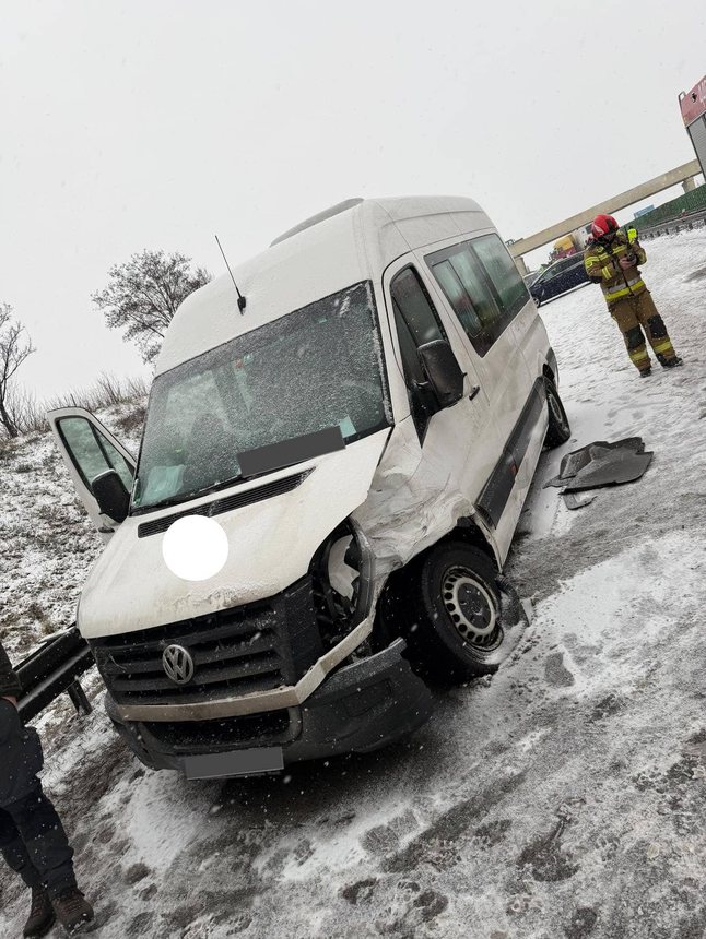 Karambol ośmiu pojazdów na A4