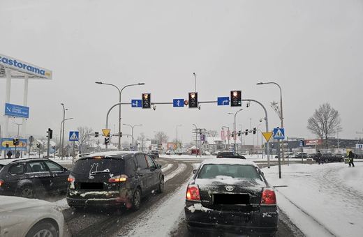 Uważajcie, bardzo trudne warunki na drogach