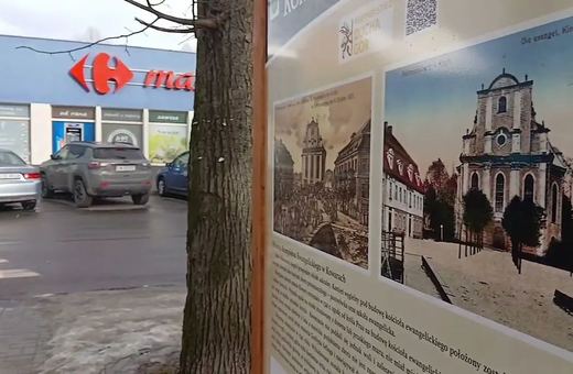 Kiedyś tędy się szło do kościoła, a dzisiaj na zakupy