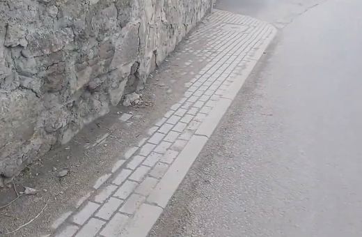 Krzyż pokutny w murze – tajemnicze miejsce w Siedlęcinie