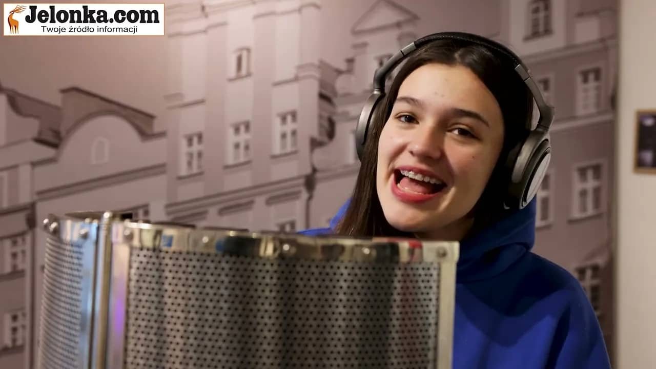 Oto Maja i jej piękny głos