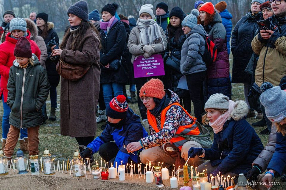 Dzieci i zabójstwo nad potokiem