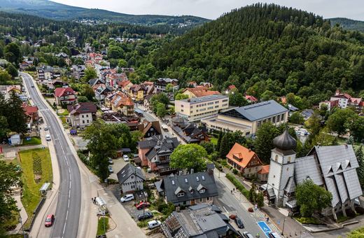 Reklamowy chaos zostaje w Karpaczu