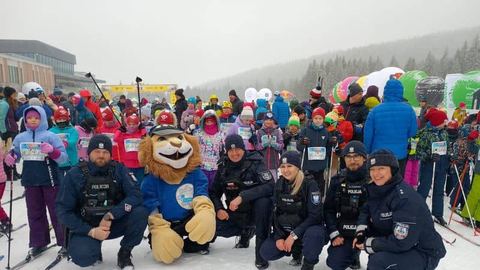 Policjanci na Biegu Piastów