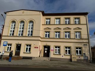 Nowy defibrylator przy urzędzie