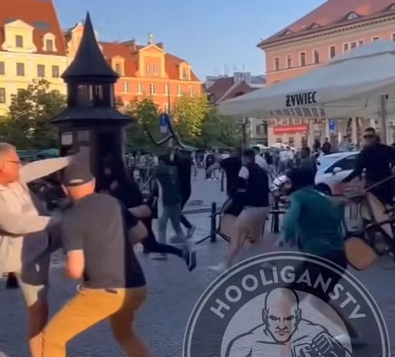 Kibice już zaczęli rozróby
