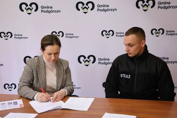 Podgórzyn wzmacnia strażaków