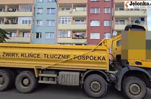 Niby tylko 3,5 tony, ale ciężarówki jeżdżą