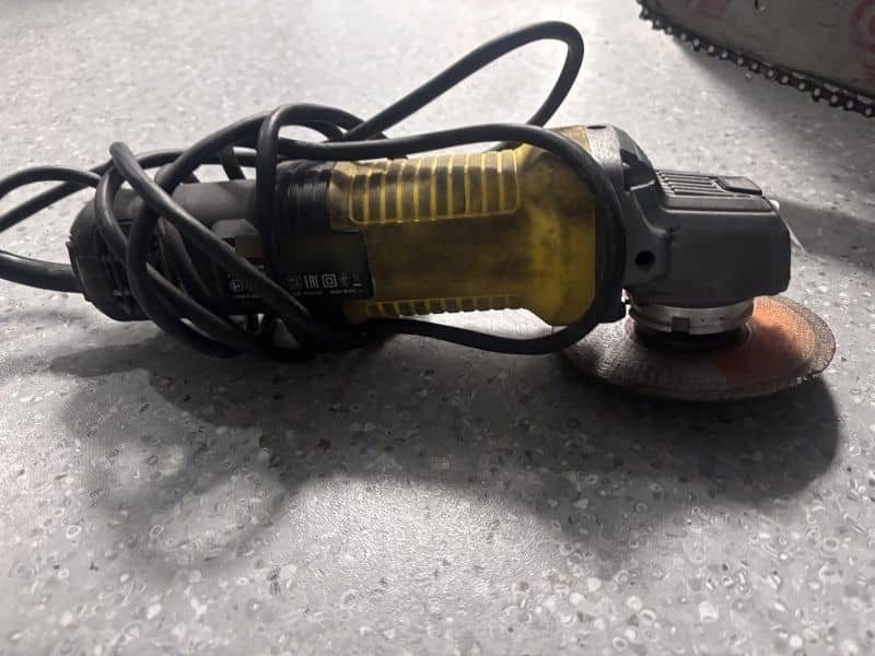 Gdy byli na pogrzebie złodzieje okradli ich dom