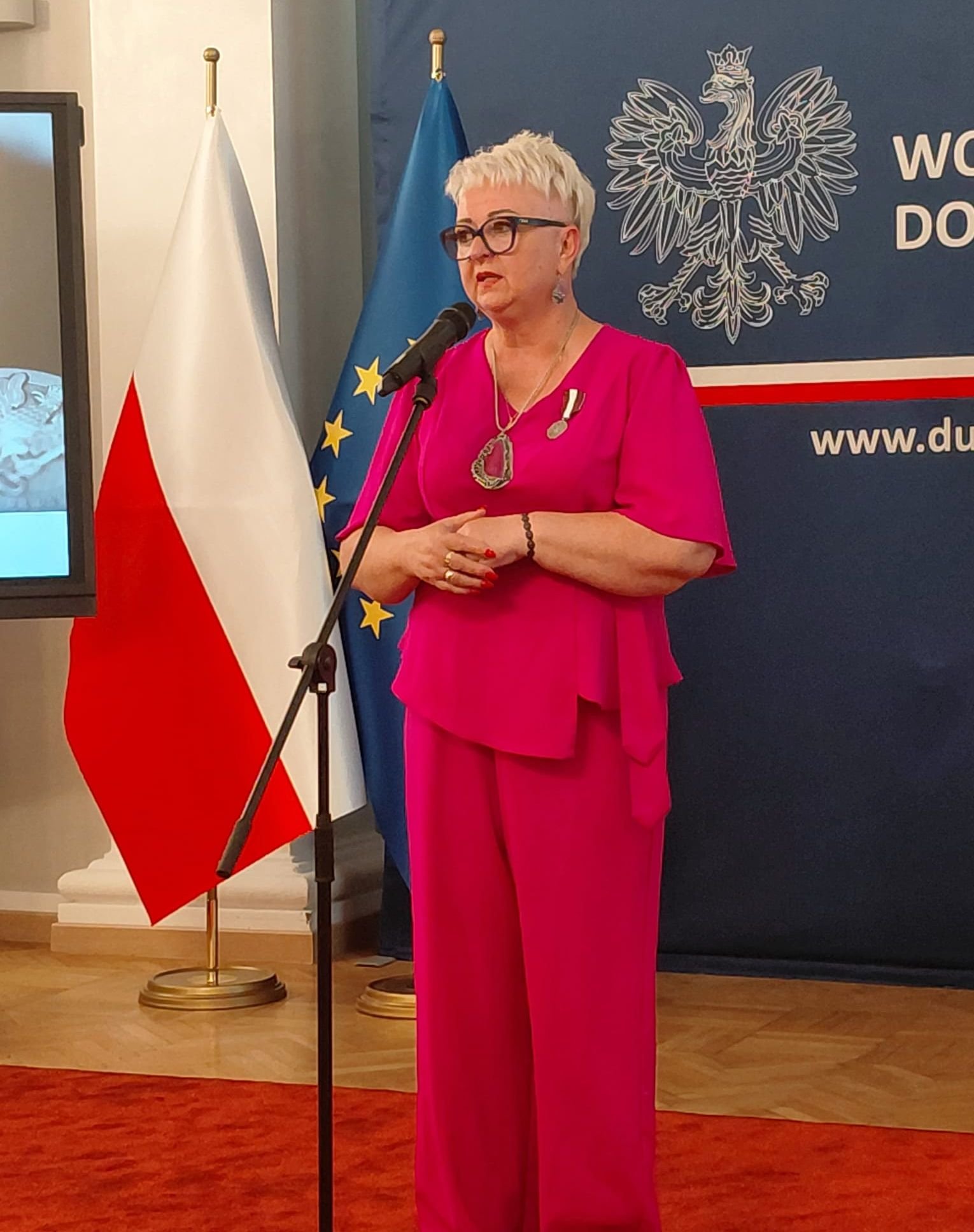 Burmistrz Kowar z prestiżową odznaką