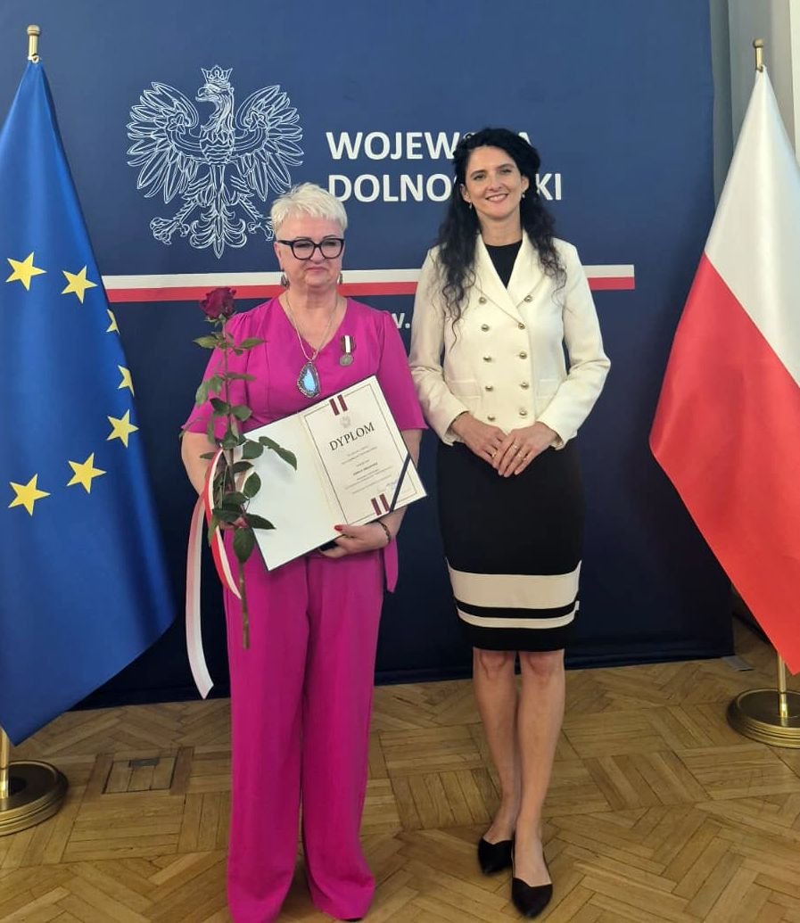 Burmistrz Kowar z prestiżową odznaką