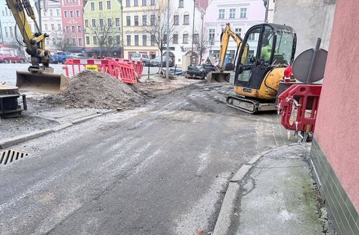 Więcej kostki, mniej asfaltu
