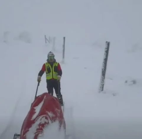 Zgubieni w śniegu i wietrze. Trudna akcja ratunkowa na Śnieżce