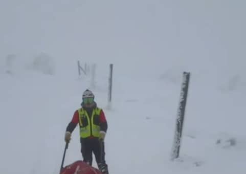 Zgubieni w śniegu i wietrze. Trudna akcja ratunkowa na Śnieżce