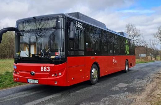 33 znów inną trasą