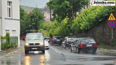 Symbol polskości w centrum Jeleniej Góry – ulica Drzymały