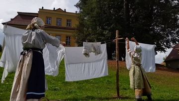 Kobiety Pałacu Łomnica