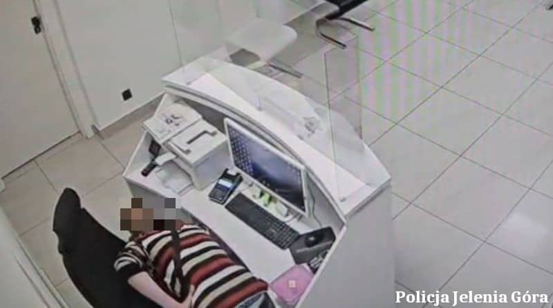 Okradł przychodnię bo skończyła mu się kasa
