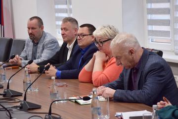 Nowe władze powiatu spotkały się z samorządowcami