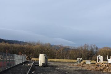 Podgórzyn: Budują drogę na komisariat