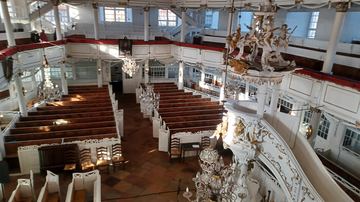 Spacer historyczno–krajoznawczy: kościół Zbawiciela