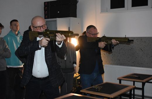 Wirtualne strzelanie w "Śniadeckim"